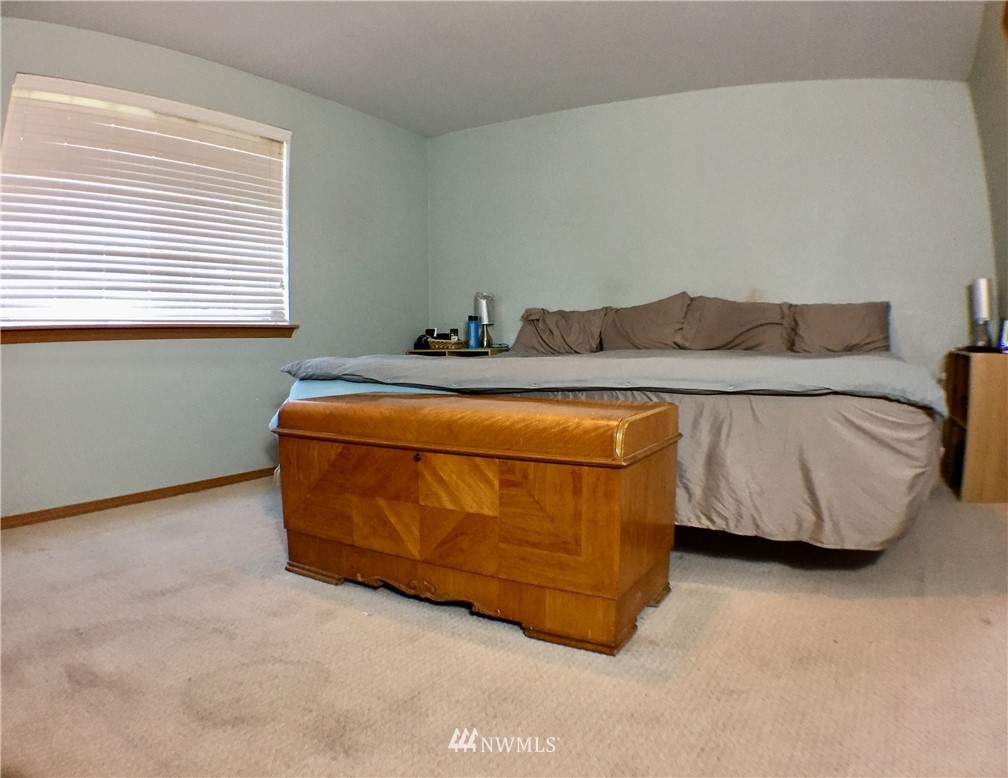 18439 Elderberry Street Southwest Rochester, WA 98579 - Photo 11 of 24