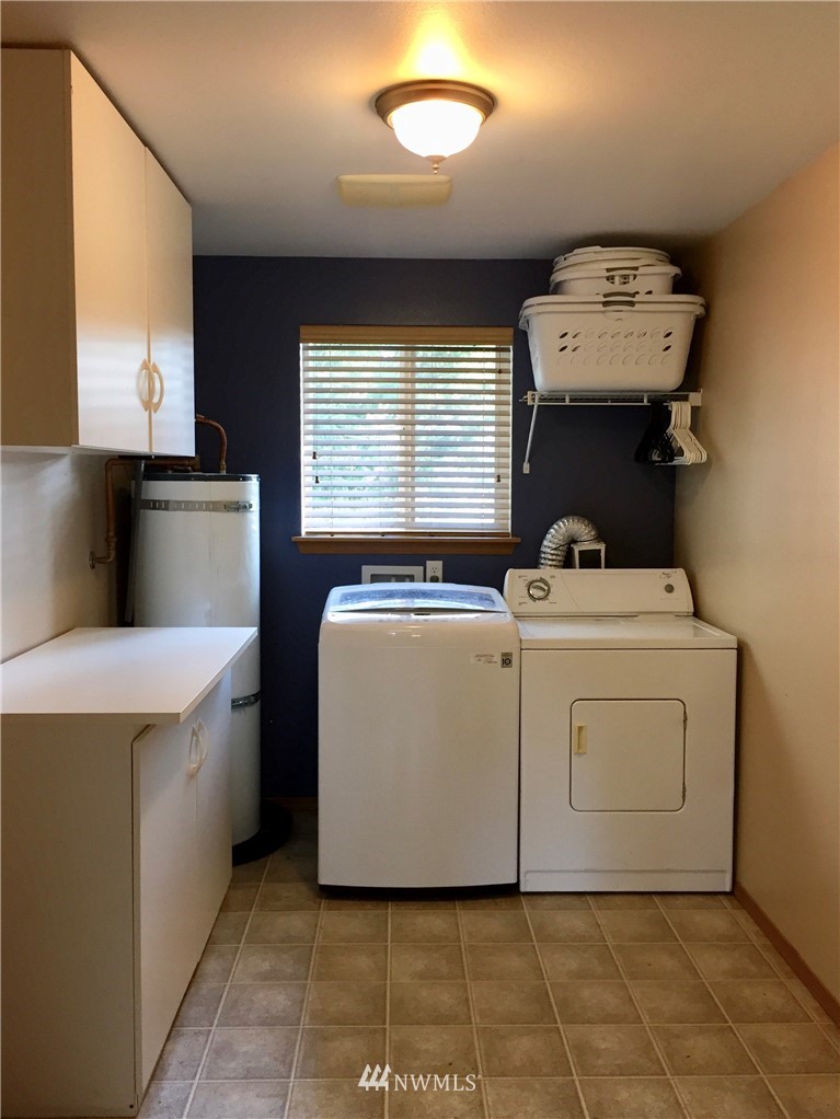 18439 Elderberry Street Southwest Rochester, WA 98579 - Photo 10 of 24