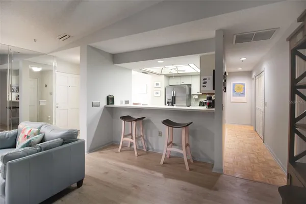 $5,700 | 1219 Siesta Bayside Drive, Unit 1219C, Sarasota, FL 34242