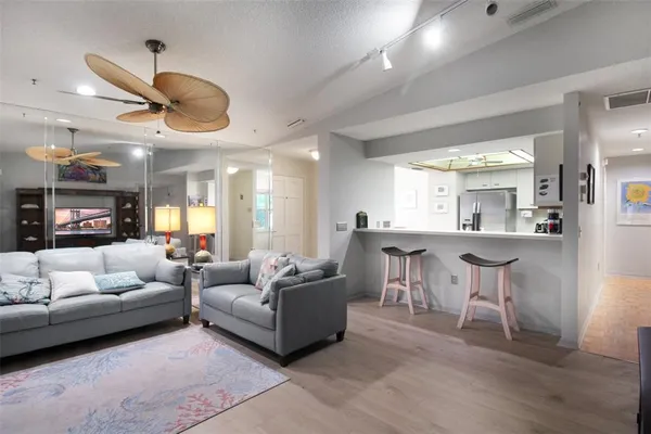 $5,700 | 1219 Siesta Bayside Drive, Unit 1219C, Sarasota, FL 34242