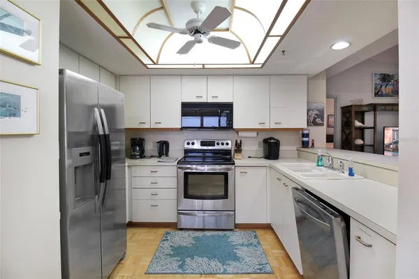 $5,700 | 1219 Siesta Bayside Drive, Unit 1219C, Sarasota, FL 34242