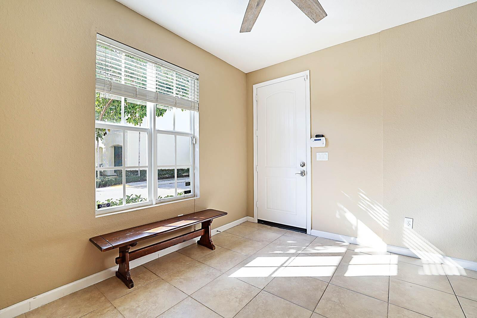 143 Southwest 7th Street, Unit 143 Pompano Beach, FL 33060 - Photo 4 of 37 Photo 4