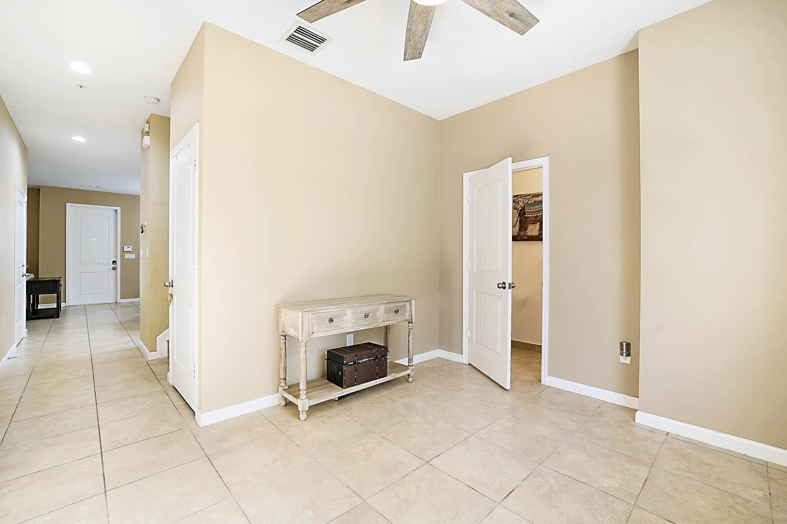 143 Southwest 7th Street, Unit 143 Pompano Beach, FL 33060 - Photo 6 of 37 Photo 6