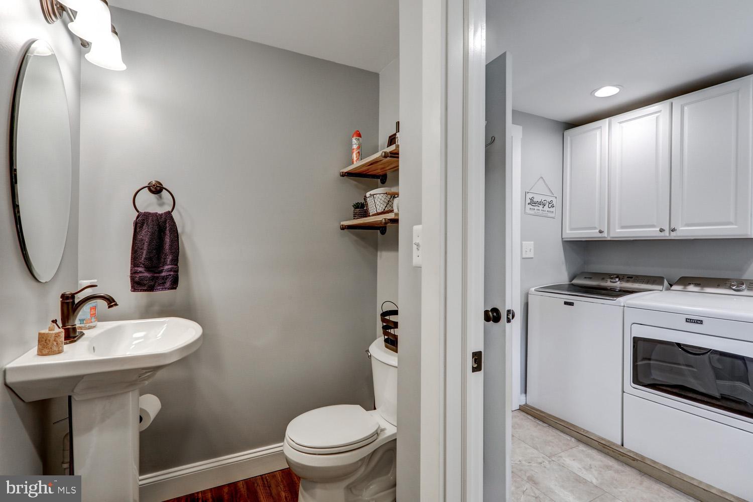 5354 Mine Road Kinzers, PA 17535 - Photo 23 of 35 First Floor Full Bathroom