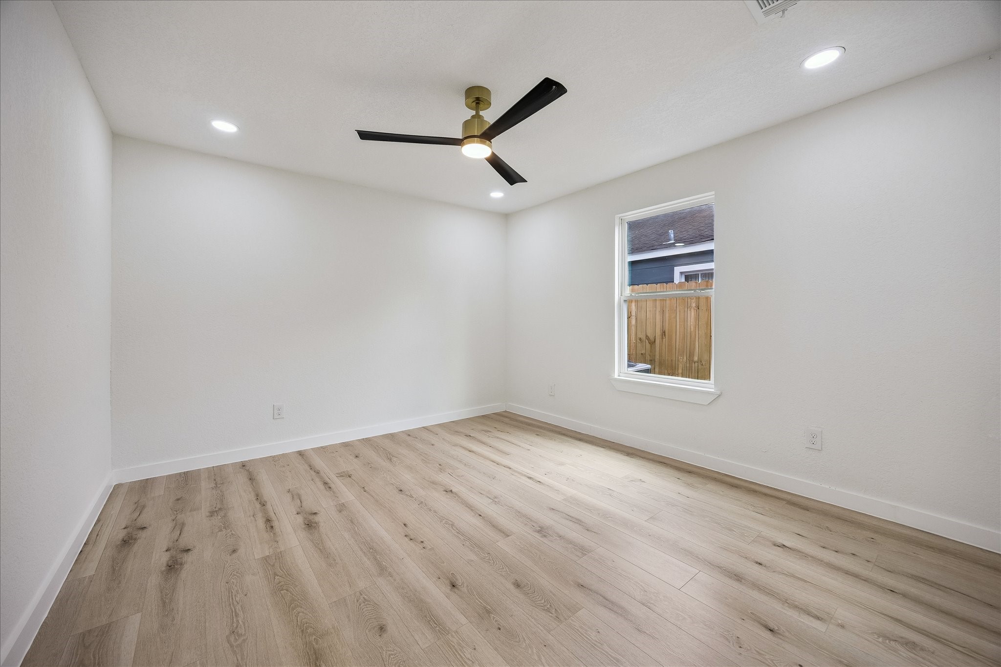 1630 Tabor Street Houston, TX 77009 - Photo 8 of 25 Bedroom 1.