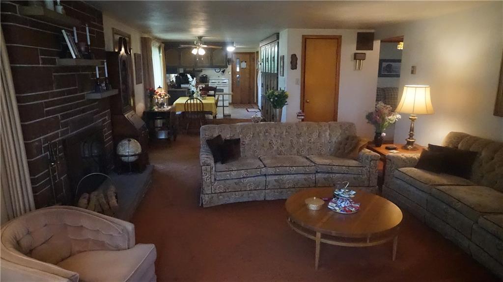 338 Dick Road Butler, PA 16001 - Photo 2 of 23 Generous 20x13 Living Room