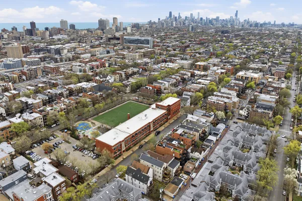 $725,000 | 3330 North Clifton Avenue, Unit 2, Chicago, IL 60657