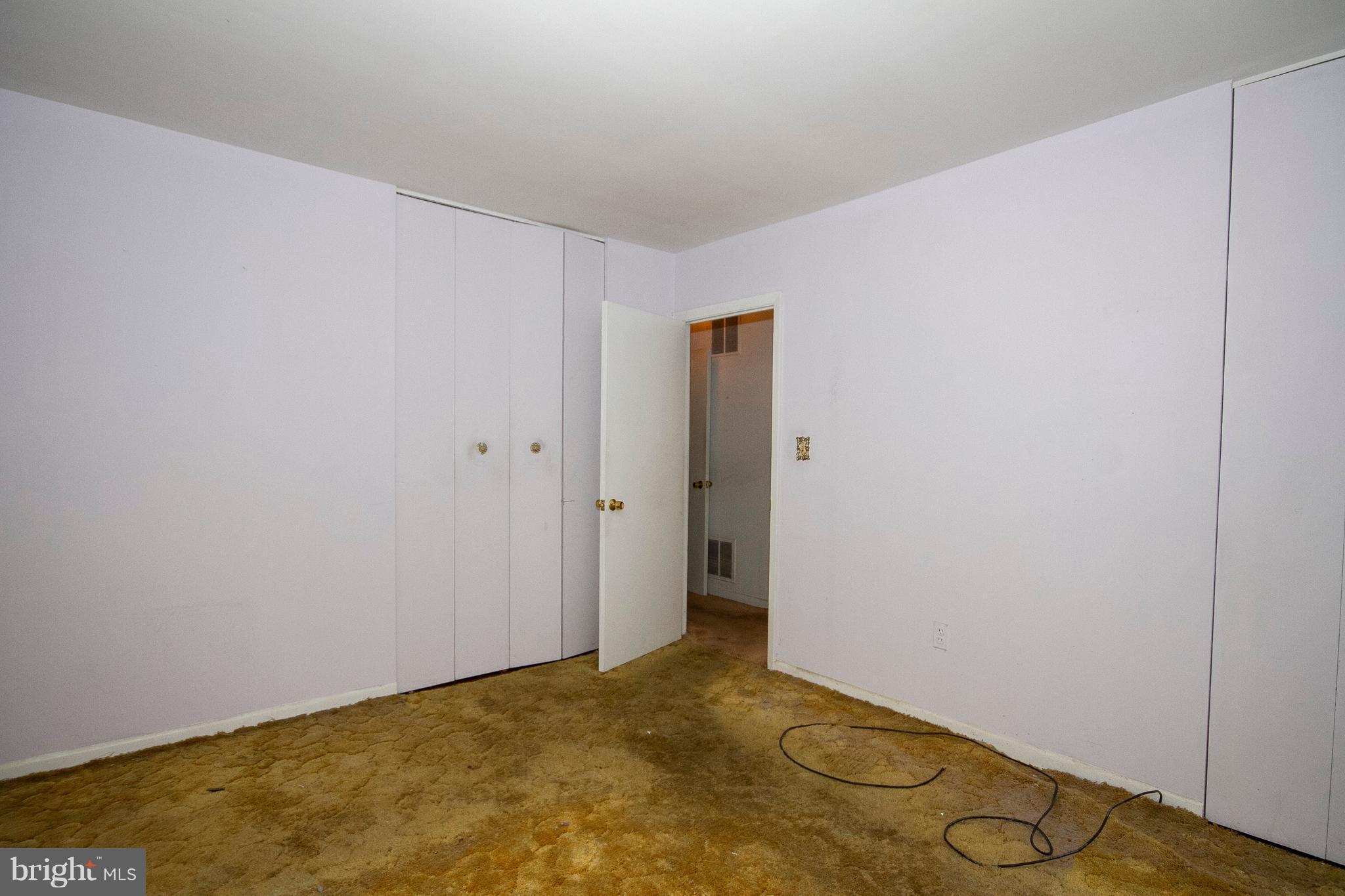 6218 Collinsway Road Baltimore, MD 21228 - Photo 16 of 20 Bedroom