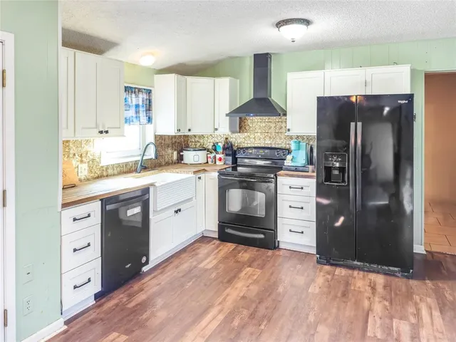 $299,000 | 8090 County Road 4528, Palestine, TX 75803