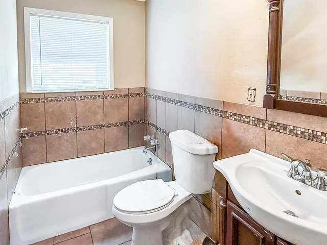 $299,000 | 8090 County Road 4528, Palestine, TX 75803