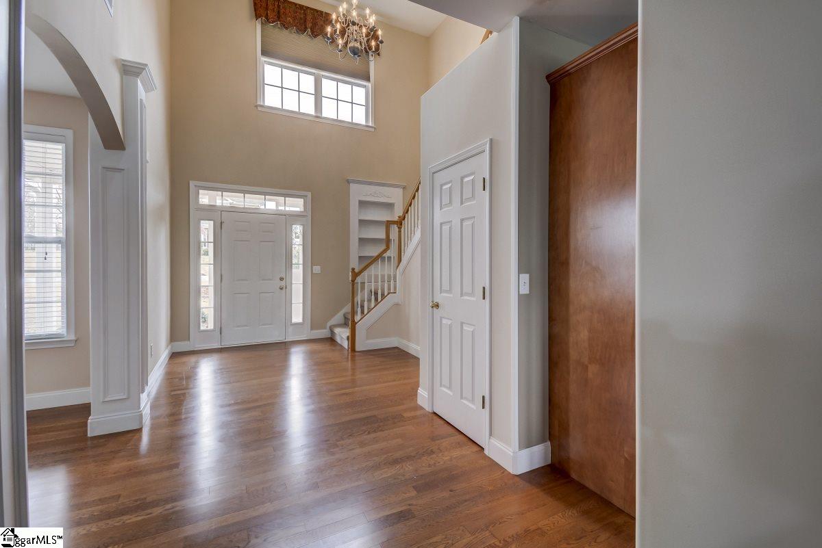 55 Rustcraft Drive Greer, SC 29651 - Photo 4 of 36 Gallery Image 4