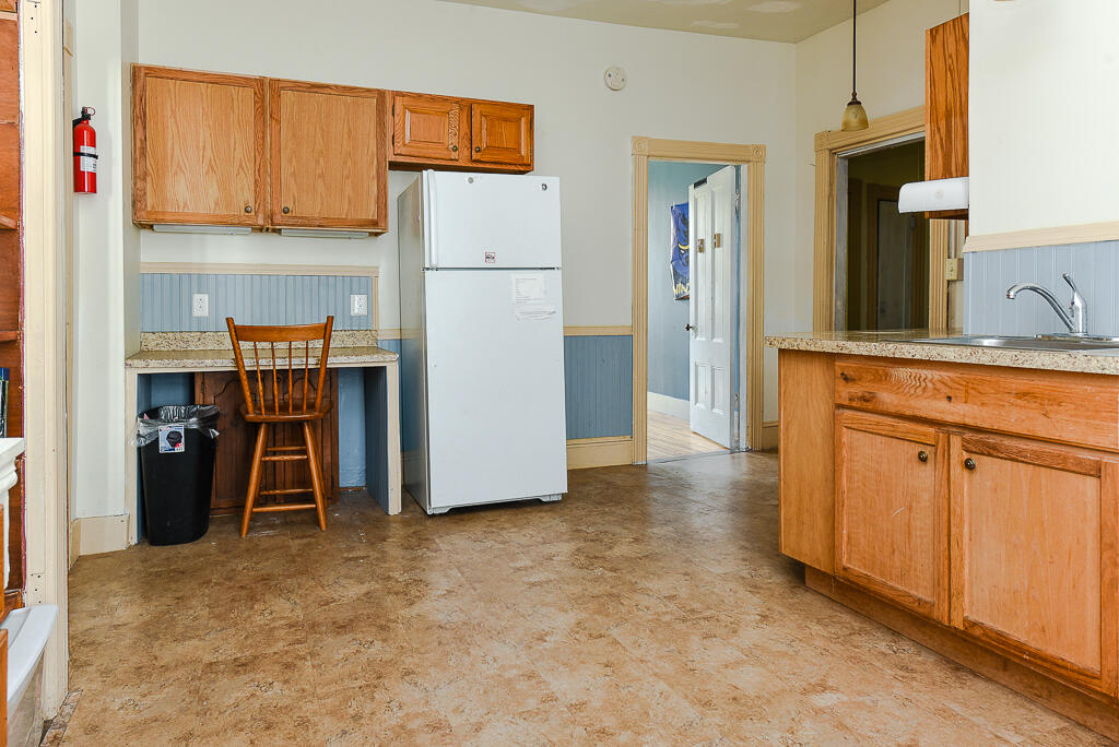 36 High Street Paris, ME 04281 - Photo 12 of 69 36 High St Unit 1 (5 of 28)