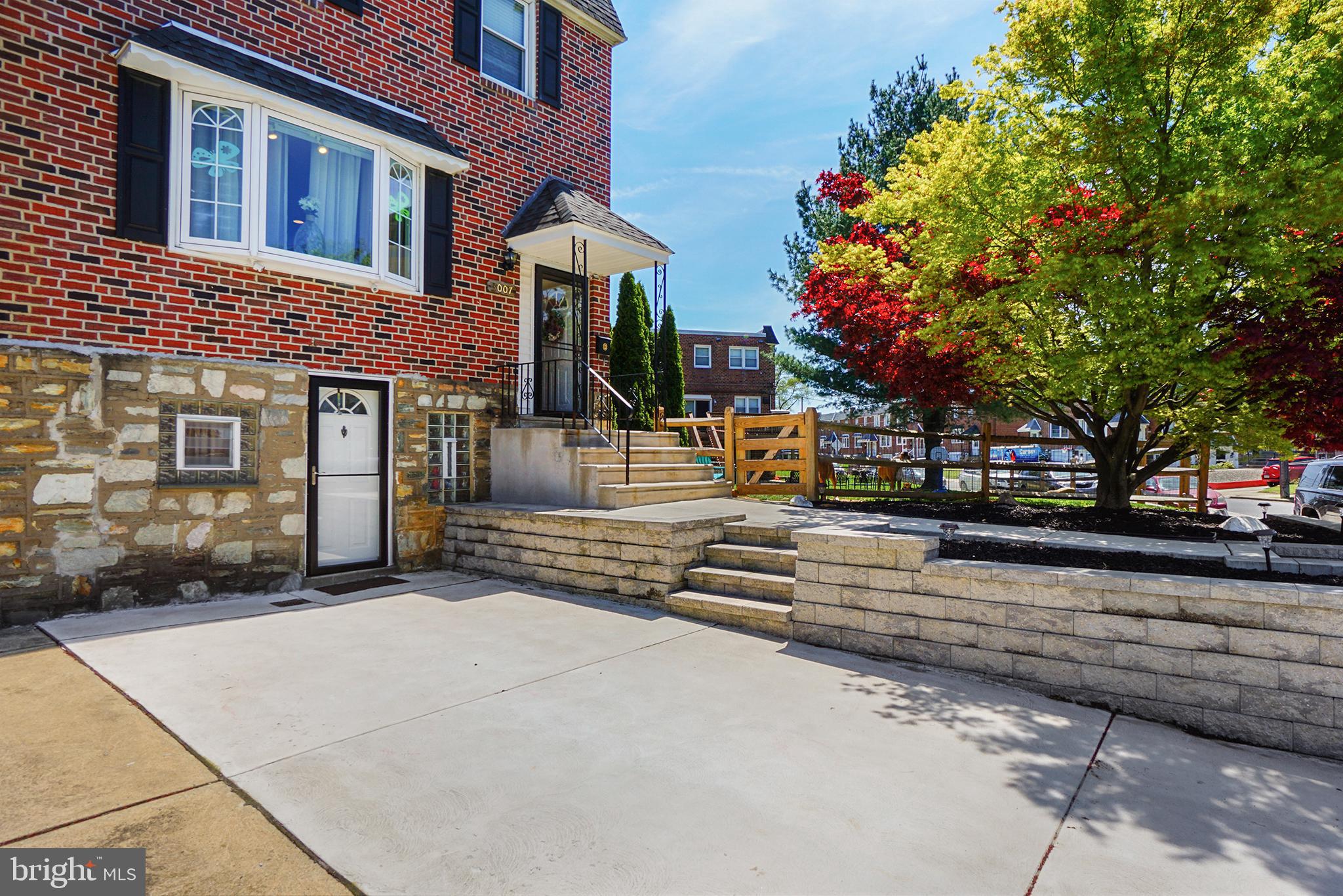 3007 Derry Road Philadelphia, PA 19154 - Photo 2 of 29 View