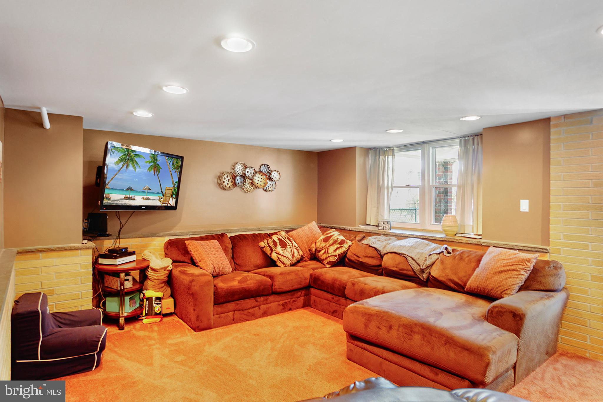 3007 Derry Road Philadelphia, PA 19154 - Photo 22 of 29 Finished Basement