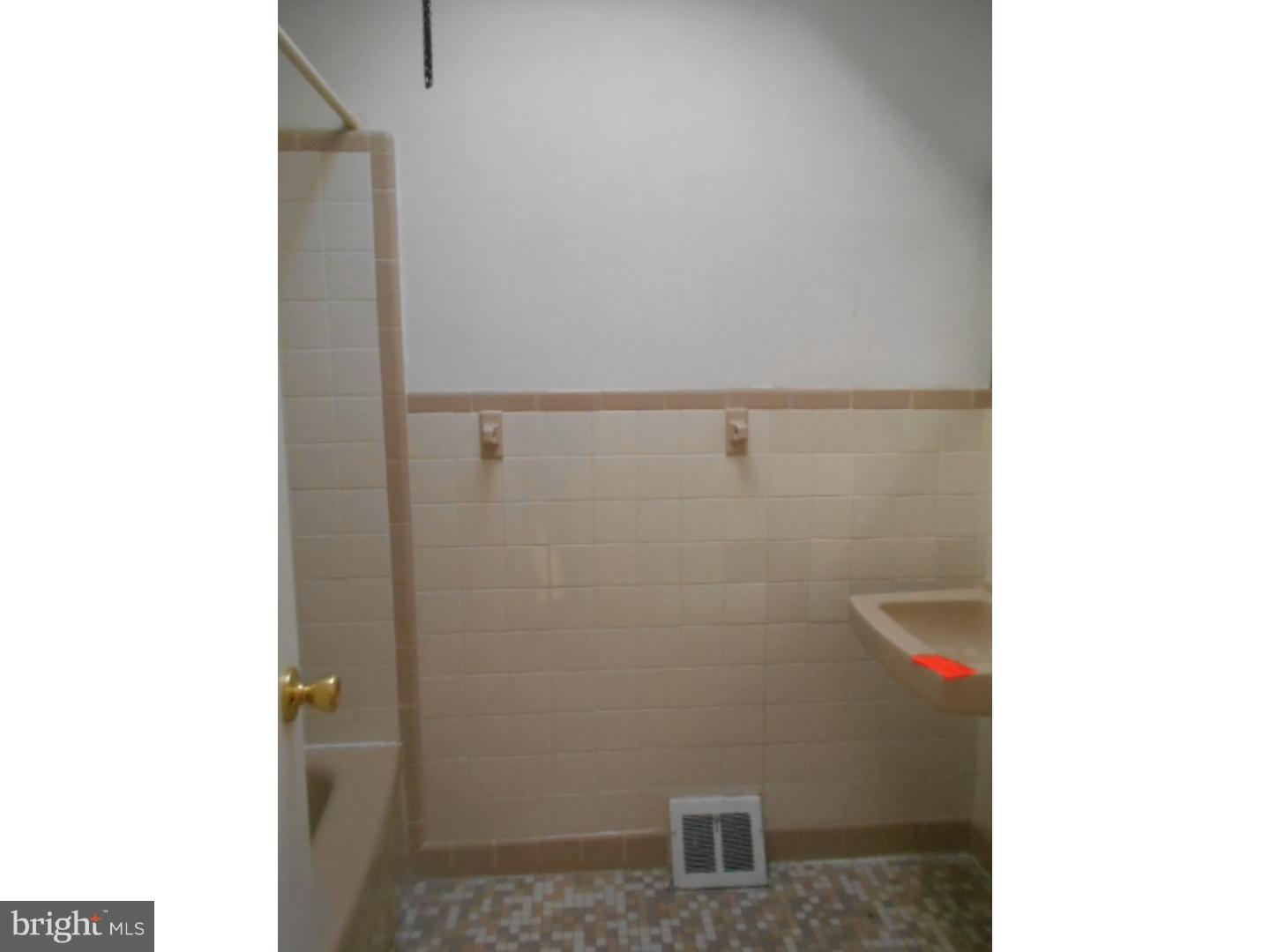 3925 Woodworth Road Brookhaven, PA 19015 - Photo 11 of 17 Bathroom