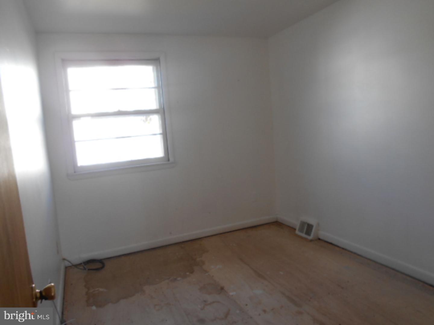 3925 Woodworth Road Brookhaven, PA 19015 - Photo 9 of 17 Bedroom 2