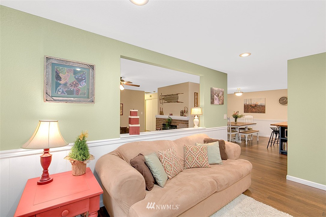 19005 27th Drive Southeast Bothell, WA 98012 - Photo 11 of 22 Gallery Image 11