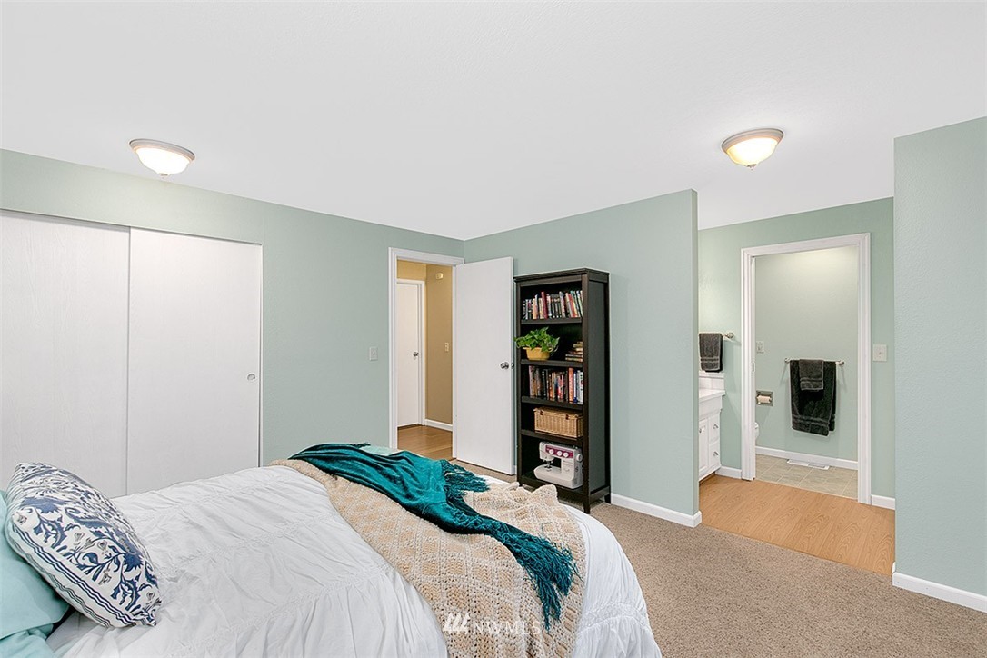 19005 27th Drive Southeast Bothell, WA 98012 - Photo 15 of 22 Gallery Image 15