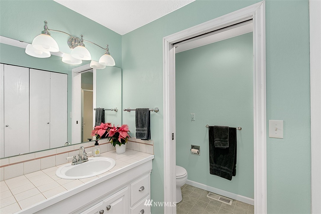 19005 27th Drive Southeast Bothell, WA 98012 - Photo 16 of 22 Gallery Image 16