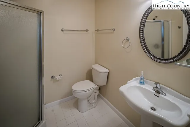 a view of a house with a trees