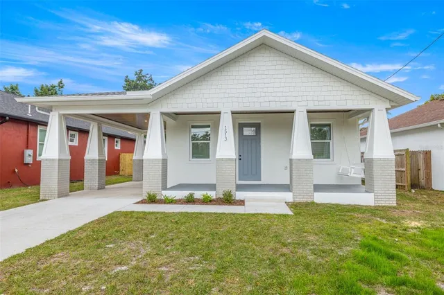 $550,000 | 1513 East Knollwood Street, Tampa, FL 33610