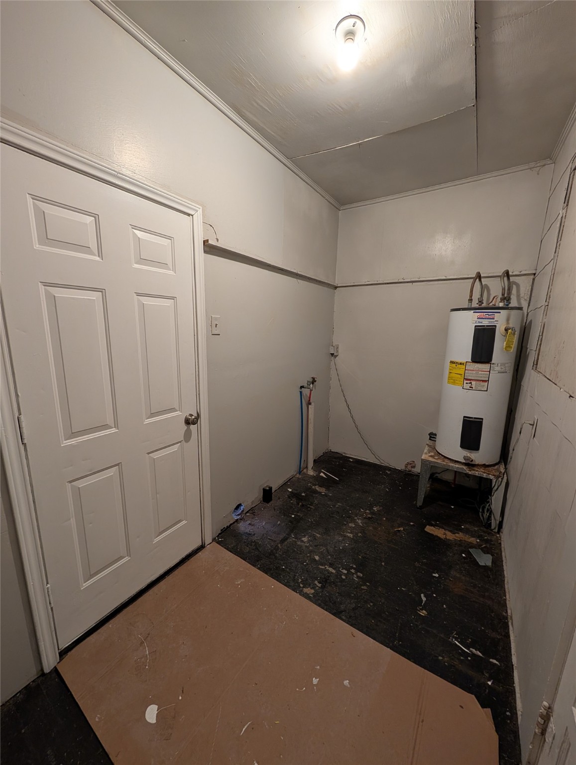 2125 Nora Street Beaumont, TX 77705 - Photo 9 of 13 a view of a storage & utility room