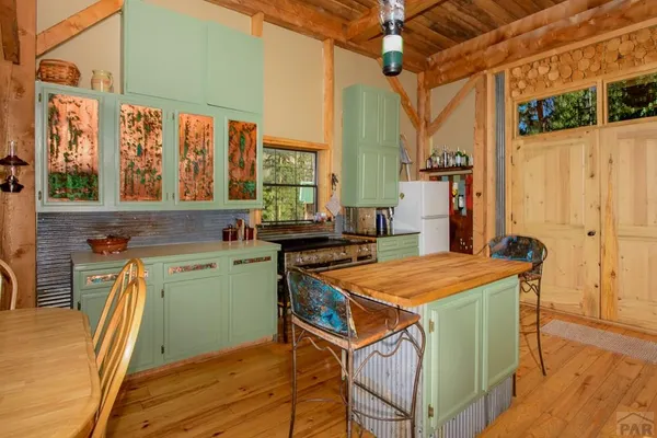 $1,100,000 | 19000 Hinsdale County Road 30, Lake City, CO 81235