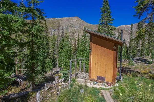 $1,100,000 | 19000 Hinsdale County Road 30, Lake City, CO 81235