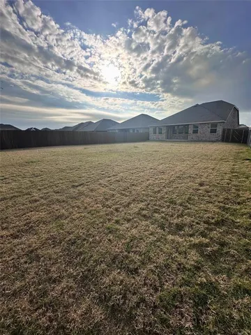 $2,450 | 1513 Van Gogh Drive, Little Elm, TX 75068