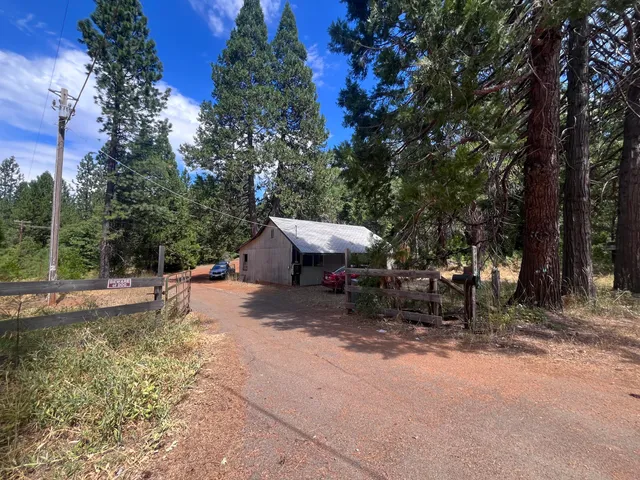 $285,000 | 29544 Fenders Ferry Road, Bella Vista, CA 96008