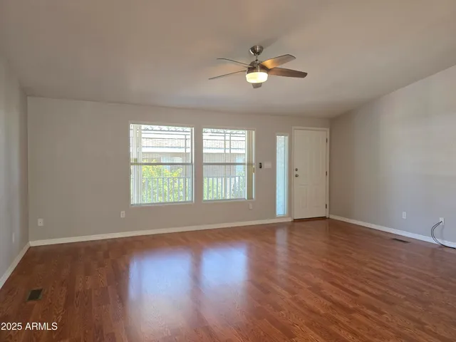 $137,000 | 2233 East Behrend Drive, Unit 17, Phoenix, AZ 85024