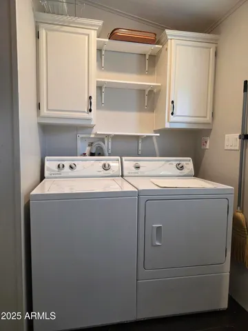 $137,000 | 2233 East Behrend Drive, Unit 17, Phoenix, AZ 85024