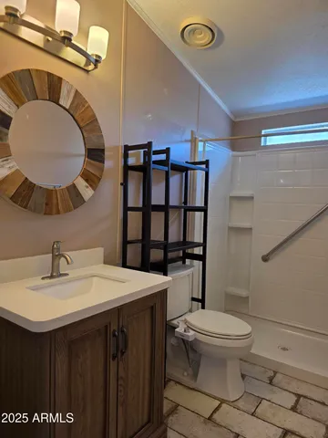 $137,000 | 2233 East Behrend Drive, Unit 17, Phoenix, AZ 85024