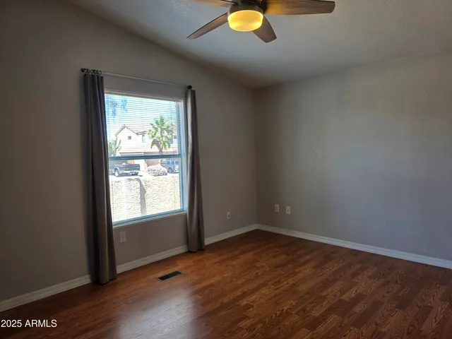 $137,000 | 2233 East Behrend Drive, Unit 17, Phoenix, AZ 85024