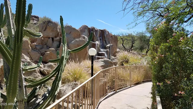 $137,000 | 2233 East Behrend Drive, Unit 17, Phoenix, AZ 85024