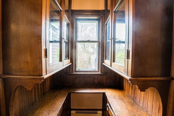 $3,250 | 18 Whittier Street, Unit 2R, Cambridge, MA 02140