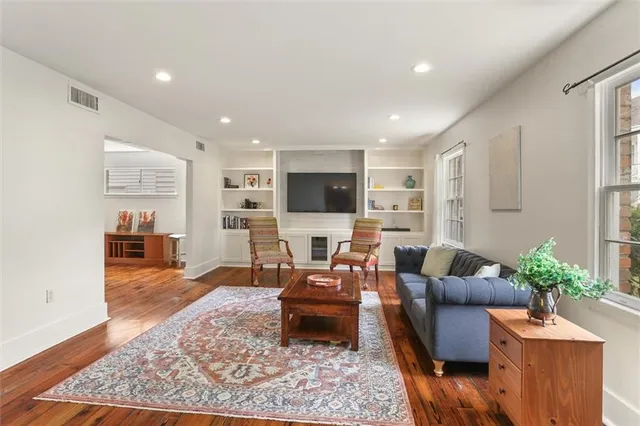 $913,000 | 625 Cherokee Street, New Orleans, LA 70118