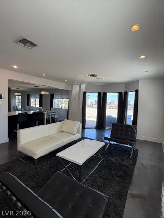 $2,450 | 3988 Delos Drive, Las Vegas, NV 89103