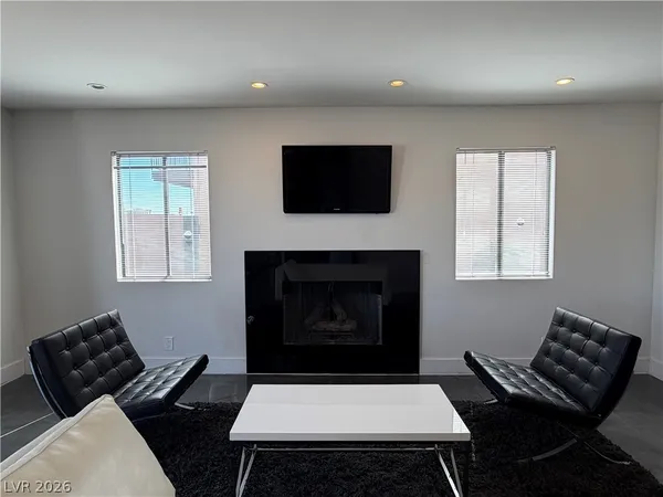 $2,450 | 3988 Delos Drive, Las Vegas, NV 89103