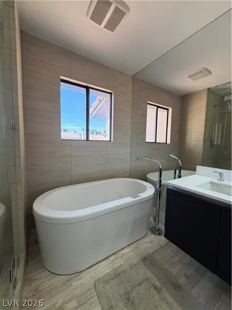 $2,450 | 3988 Delos Drive, Las Vegas, NV 89103