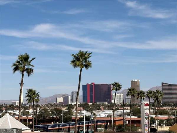 $2,450 | 3988 Delos Drive, Las Vegas, NV 89103