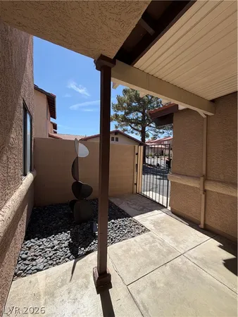 $2,450 | 3988 Delos Drive, Las Vegas, NV 89103