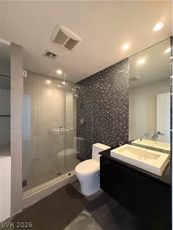 $2,450 | 3988 Delos Drive, Las Vegas, NV 89103