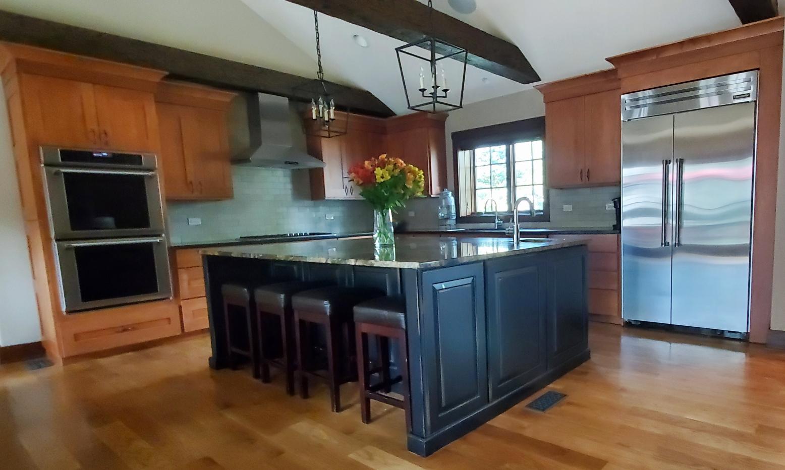 950 Red Haw Road Northbrook, IL 60062 - Photo 3 of 13