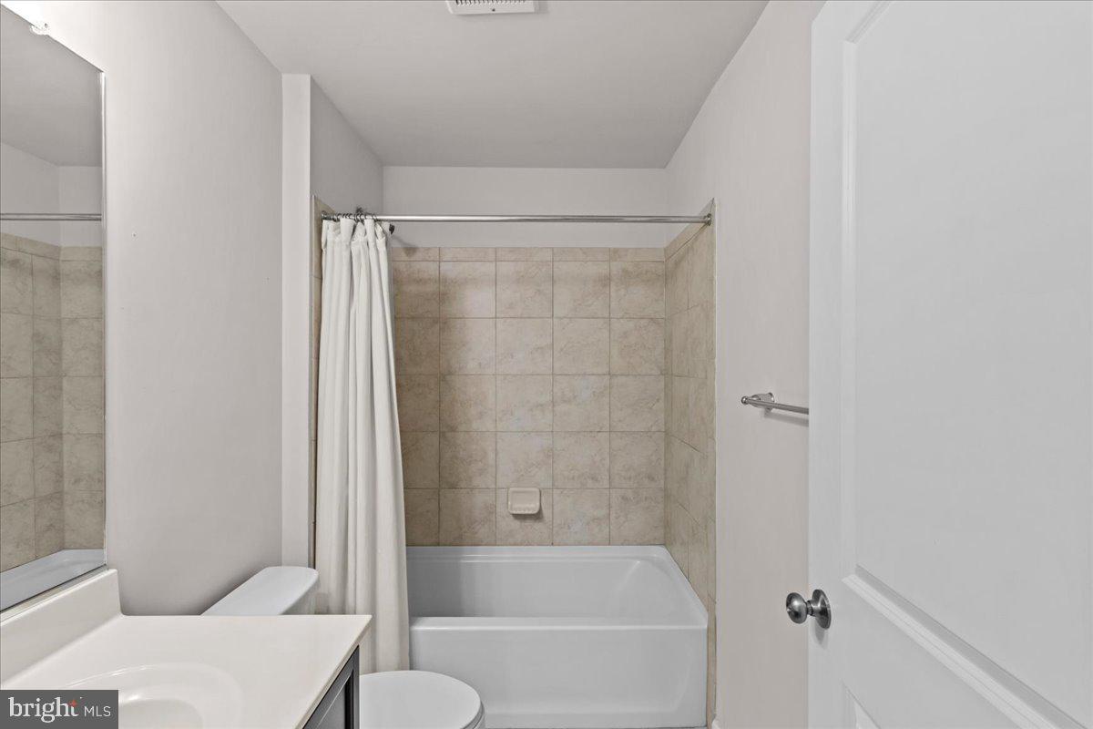 10 Rome Way Mount Laurel, NJ 08054 - Photo 29 of 33