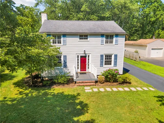 $275,000 | 949 Gaywood Lane, Webster, NY 14580