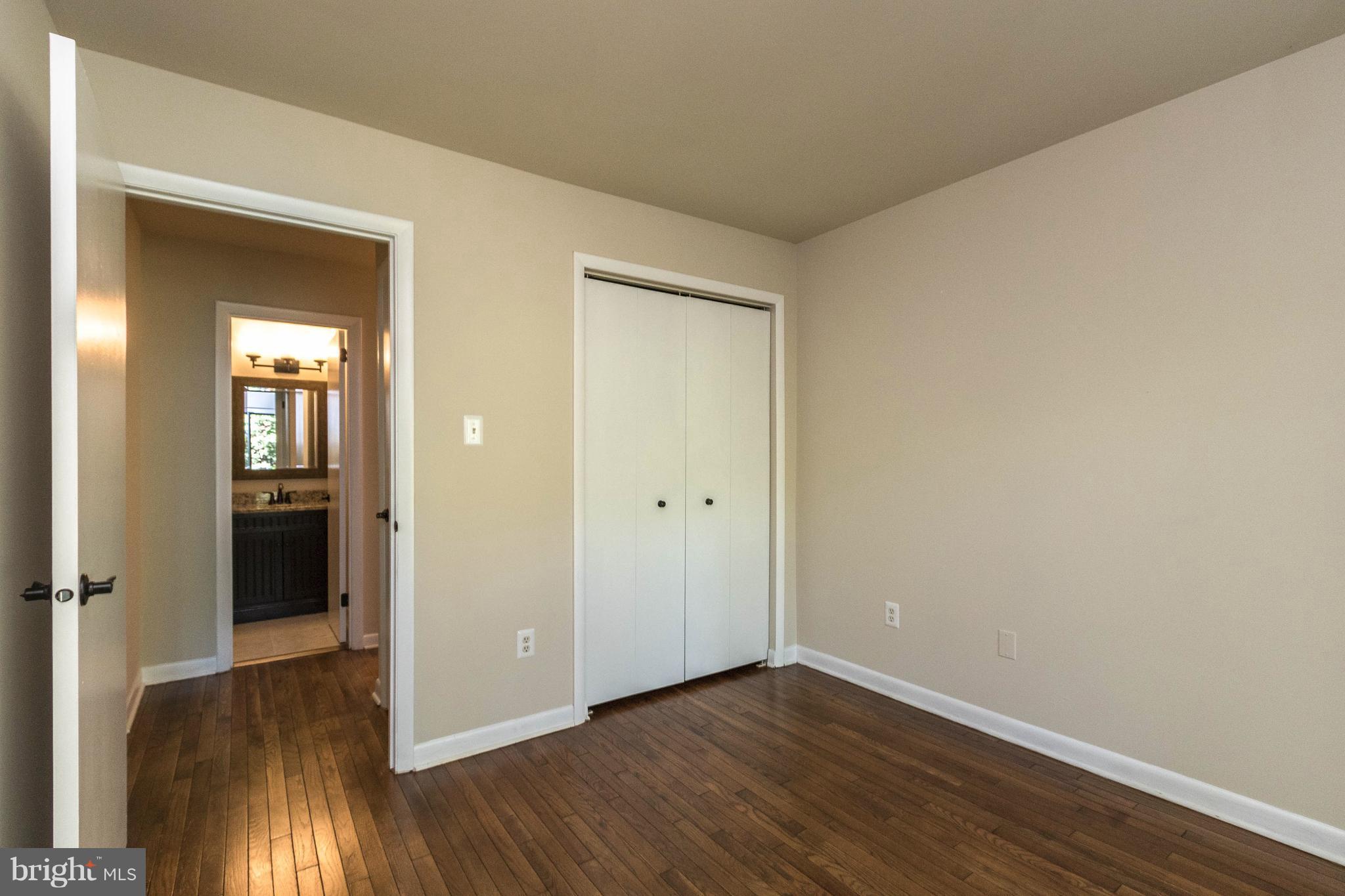 2018 Golf Course Drive Reston, VA 20191 - Photo 21 of 30 Bedroom