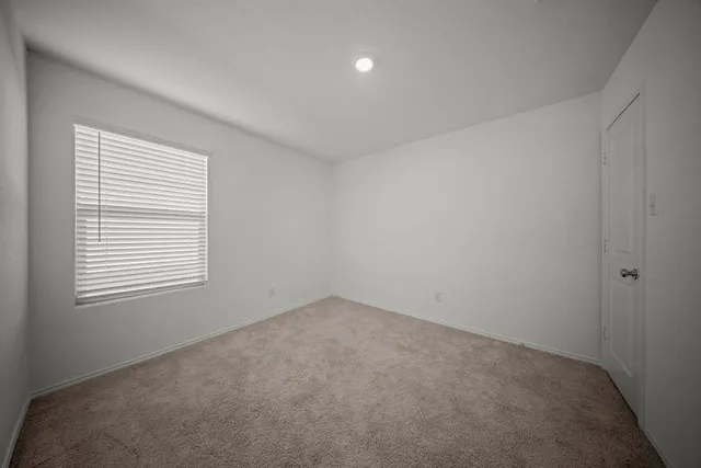 $1,795 | 2402 Mobile Street, Ennis, TX 75119