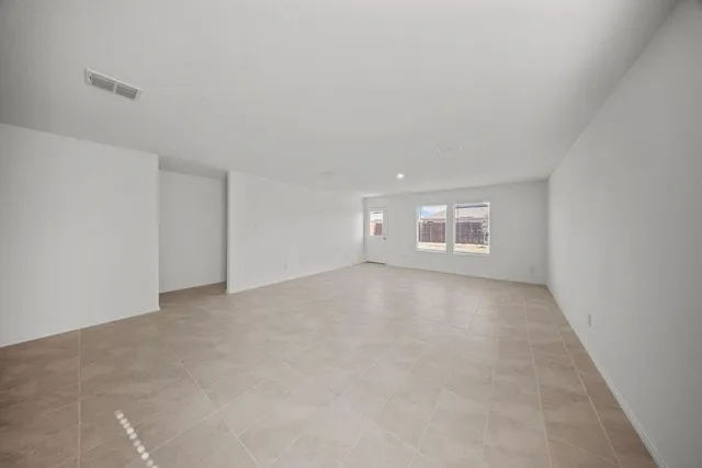 $1,795 | 2402 Mobile Street, Ennis, TX 75119