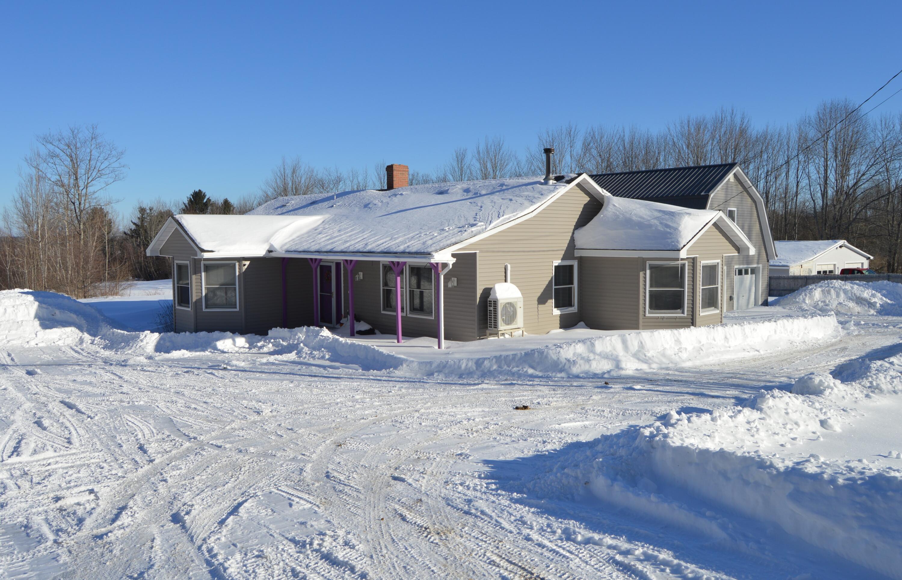 1050 N Road Newburgh, ME 04444 - Photo 2 of 33 DSC_0007